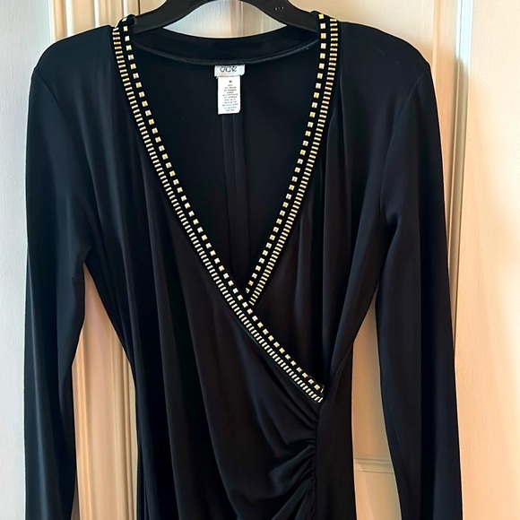 Cache V Neck Dress - Picture 3 of 8